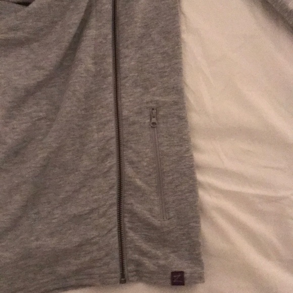 Zobha Jacket - Picture 4 of 6